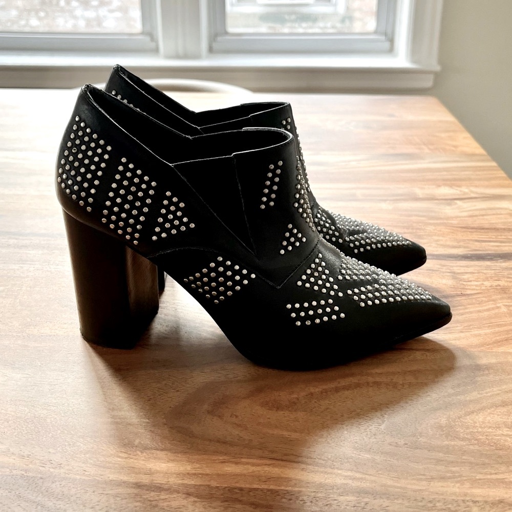 SEE BY CHLOE STUDDED COWBOY HEELS SIZE 37